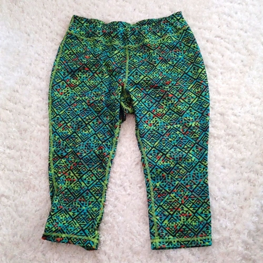 Cropped athletic leggings